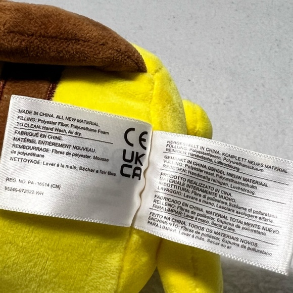 Pokemon 8 inches Plush Toy - Pikachu - Picture 4 of 5